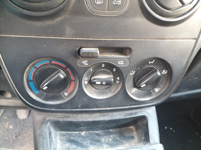 Recambio de mando calefaccion / aire acondicionado para citroën nemo 1.3 hdi fap referencia OEM IAM 6490K4  