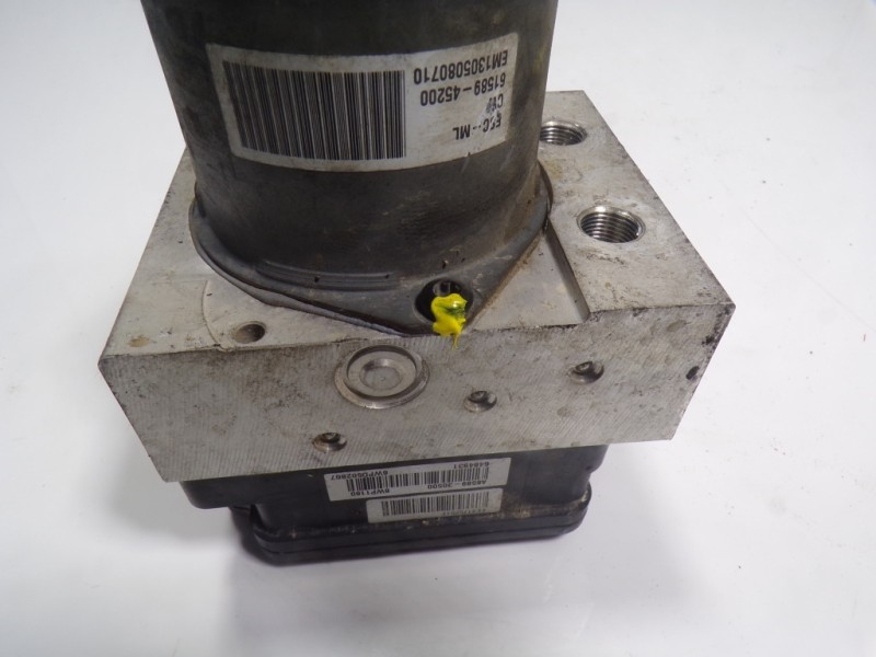 Recambio de abs para hyundai i30 (gd) 1.4 cat referencia OEM IAM 58920A6210 A658930500 6WPD502807