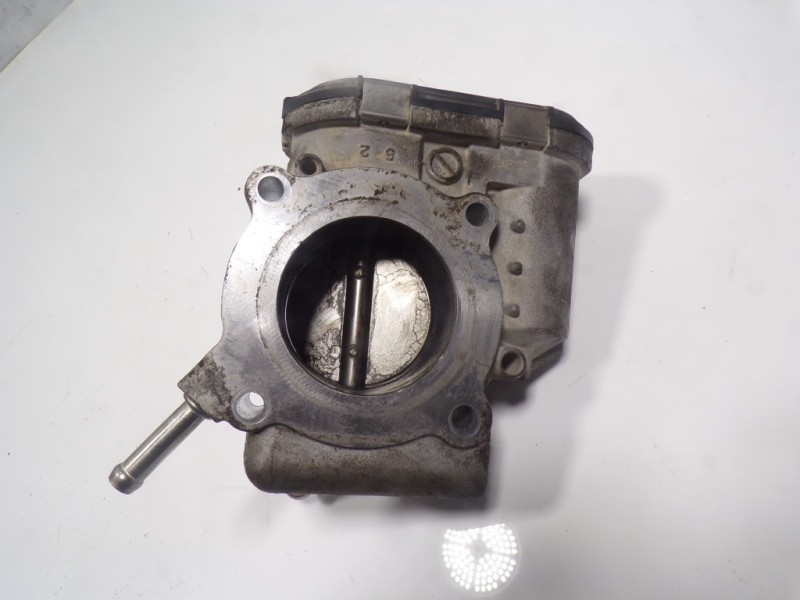 Recambio de caja mariposa para hyundai i30 (gd) 1.4 cat referencia OEM IAM 351002B150 351002B150 9590930008