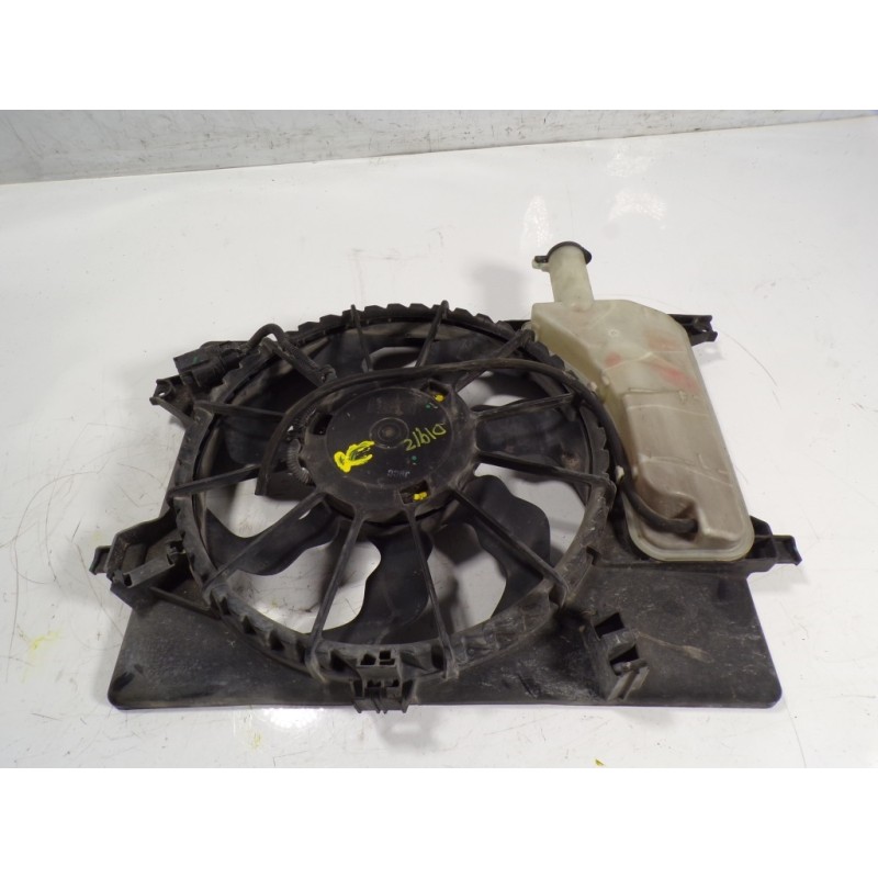 Recambio de electroventilador para hyundai i30 (gd) 1.4 cat referencia OEM IAM 25380A6100  