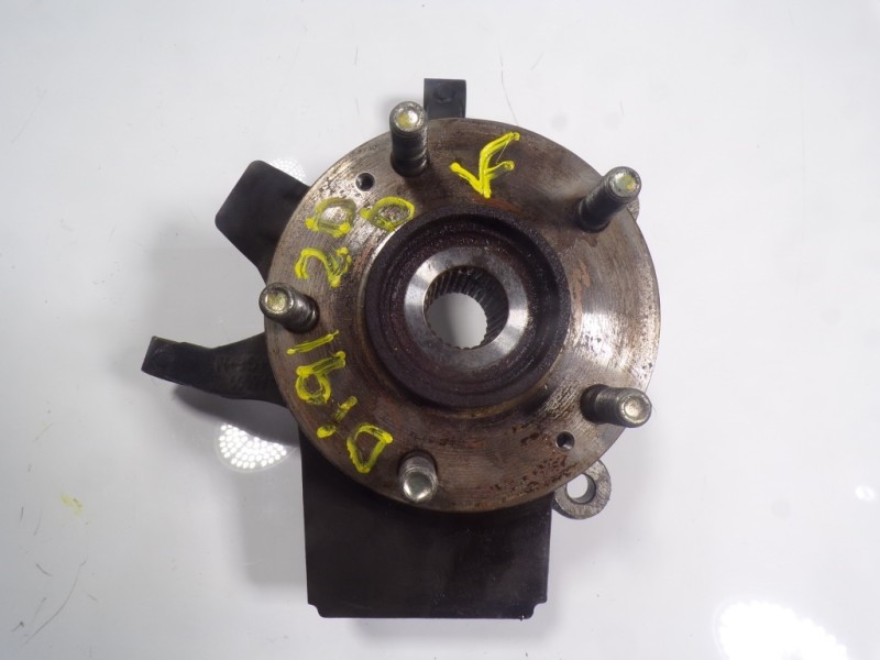 Recambio de mangueta delantera derecha para hyundai i30 (gd) 1.4 cat referencia OEM IAM 51716A6000  