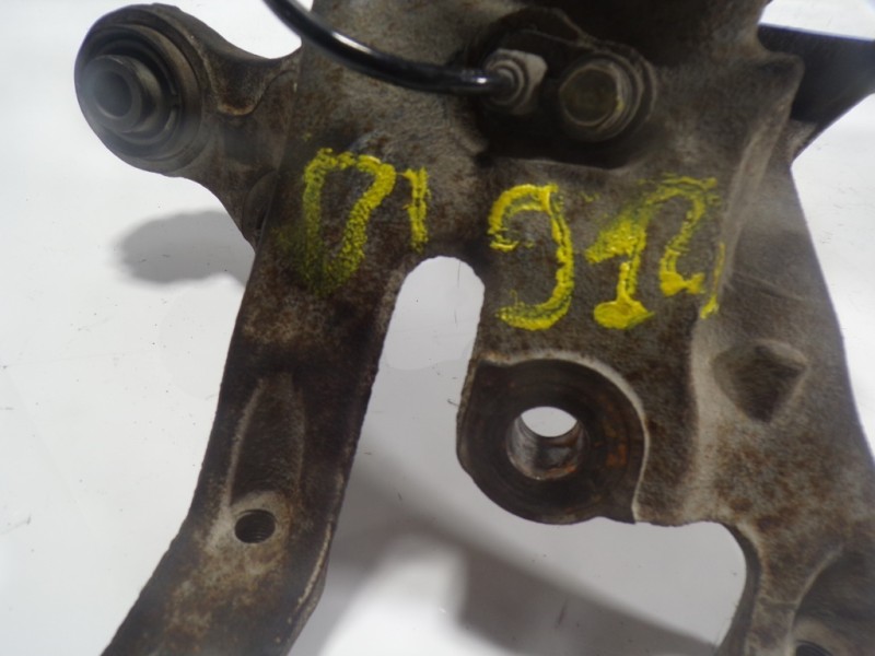 Recambio de mangueta trasera derecha para hyundai i30 (gd) 1.4 cat referencia OEM IAM 52720A6400  