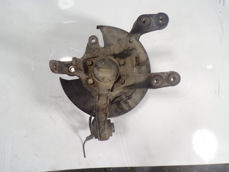 Recambio de mangueta trasera izquierda para hyundai i30 (gd) 1.4 cat referencia OEM IAM 52710A6400  