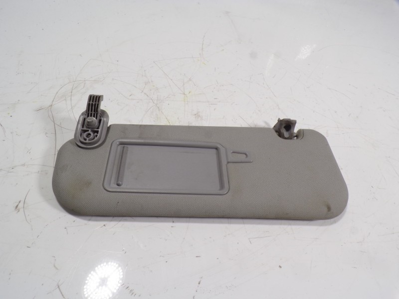 Recambio de parasol izquierdo para hyundai i30 (gd) 1.4 cat referencia OEM IAM 85210A6000TX  