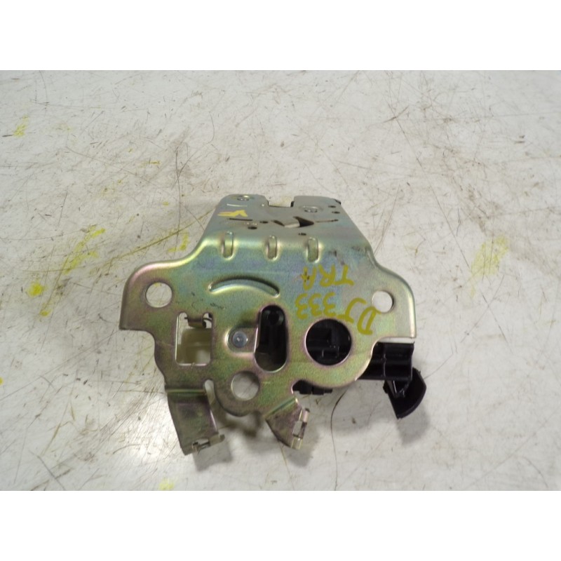 Recambio de cerradura maletero / porton para audi a3 sportback (8vf) s line edition referencia OEM IAM 8R0827505A 8R0827505A 