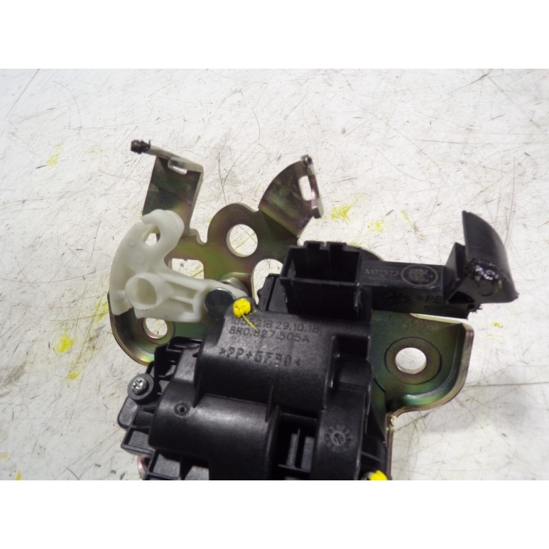 Recambio de cerradura maletero / porton para audi a3 sportback (8vf) s line edition referencia OEM IAM 8R0827505A 8R0827505A 