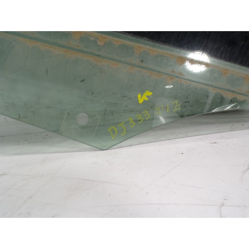 Recambio de cristal puerta trasero izquierdo para audi a3 sportback (8vf) s line edition referencia OEM IAM 8V4845205  