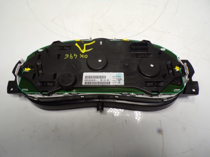 Recambio de cuadro instrumentos para dacia sandero 1.0 12v cat referencia OEM IAM  248102383R NS39615582G