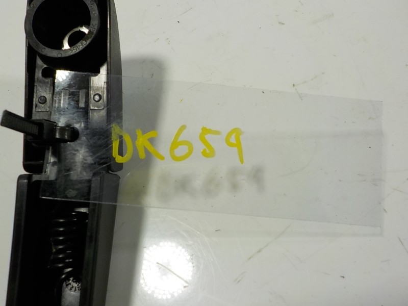 Recambio de brazo limpia trasero para toyota corolla (e21) hybrid 90kw referencia OEM IAM 8524102080  