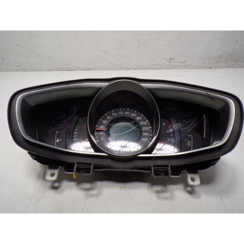 Recambio de cuadro instrumentos para volvo v40 cross country 2.0 diesel cat referencia OEM IAM 36010387 31665048 0433487