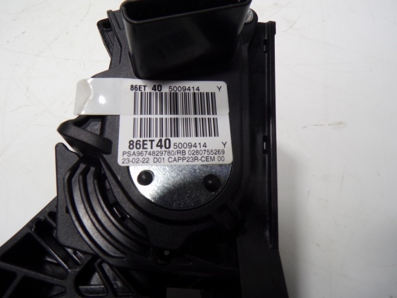 Recambio de potenciometro pedal para toyota proace city 1.5 dci referencia OEM IAM  9674829780 