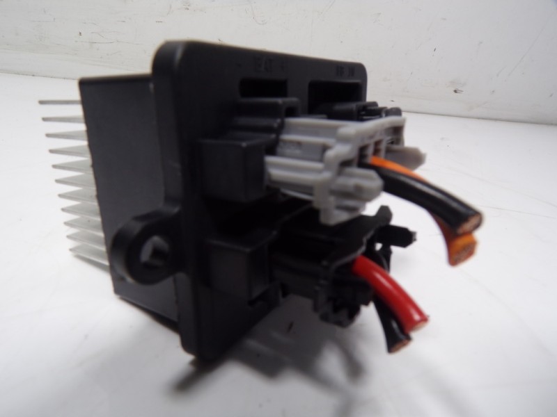 Recambio de resistencia calefaccion para toyota proace city 1.5 dci referencia OEM IAM  2044116135495 