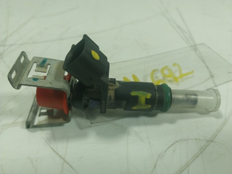 Recambio de inyector para ford ka+ iii (uk, fk) 1.2 referencia OEM IAM 1792960 D5BG9F93AA 