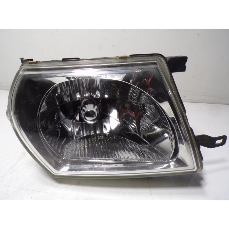 Recambio de faro derecho para nissan patrol gr (y61) 3.0 16v turbodiesel cat referencia OEM IAM 26010VC326  