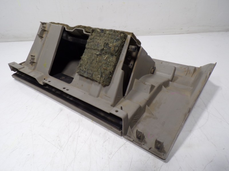 Recambio de guantera para nissan patrol gr (y61) 3.0 16v turbodiesel cat referencia OEM IAM 68500VC801  