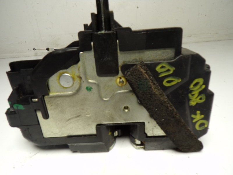 Recambio de cerradura puerta delantera derecha para nissan pulsar (c13) 1.5 turbodiesel cat referencia OEM IAM 805003ZL0A  