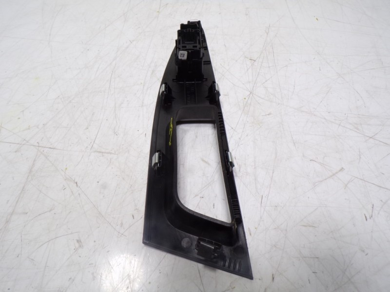 Recambio de mando elevalunas trasero derecho para ford mondeo lim. trend referencia OEM IAM 1946782 DS7314A567B 
