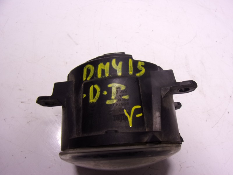 Recambio de faro antiniebla izquierdo para peugeot 308 1.2 12v e-thp referencia OEM IAM 6208Q3 89211690 