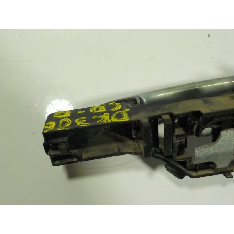 Recambio de maneta exterior delantera derecha para renault megane ii berlina 3p 1.6 cat referencia OEM IAM   