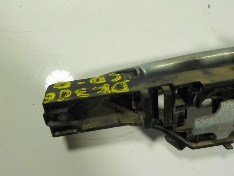 Recambio de maneta exterior delantera derecha para renault megane ii berlina 3p 1.6 cat referencia OEM IAM   