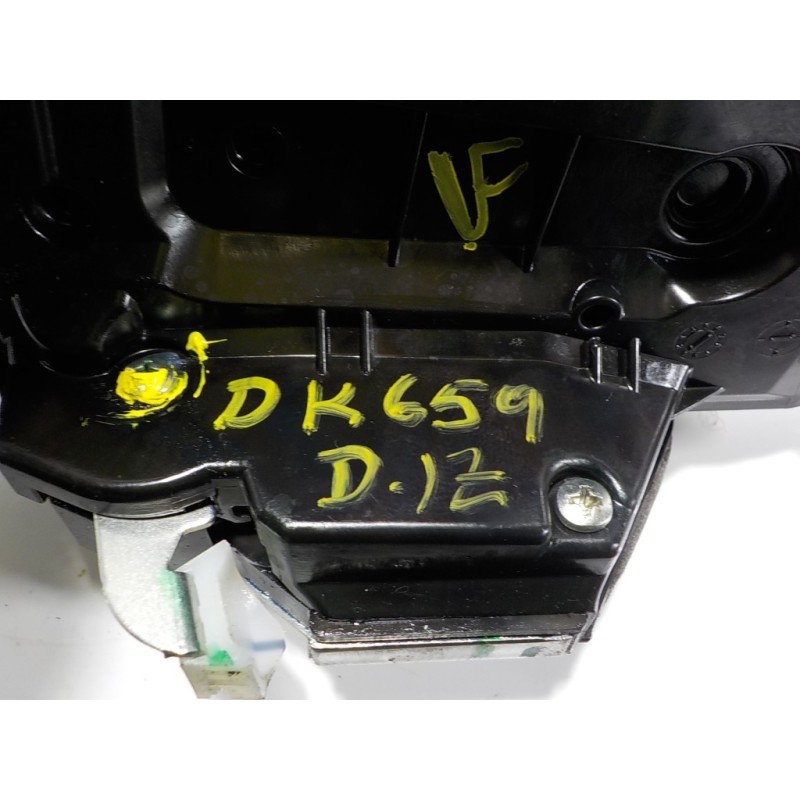 Recambio de cerradura puerta delantera izquierda para toyota corolla (e21) hybrid 90kw referencia OEM IAM 6904002491  