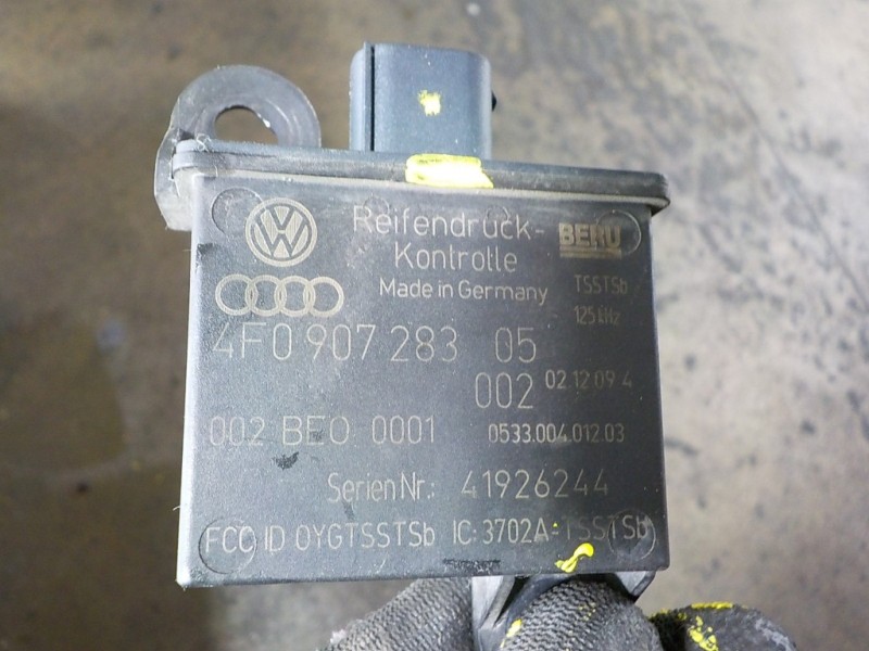 Recambio de modulo electronico para bentley continental gt supersports referencia OEM IAM 4F090728305 4F090728305 