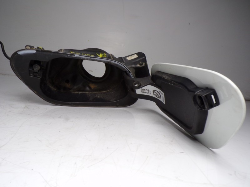 Recambio de tapa combustible para volkswagen golf vii variant 1.6 tdi dpf referencia OEM IAM   