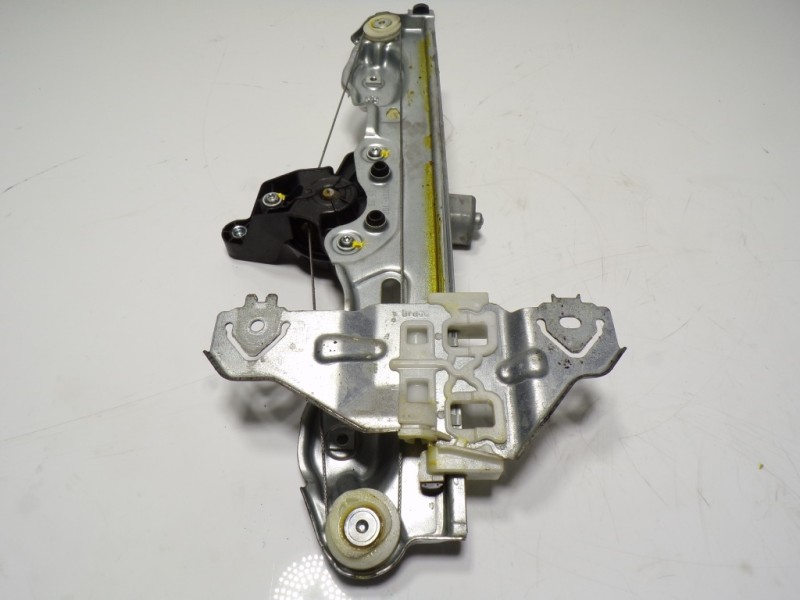 Recambio de elevalunas trasero izquierdo para nissan pulsar (c13) 1.5 turbodiesel cat referencia OEM IAM 827013ZL0A 827013ZL0A 