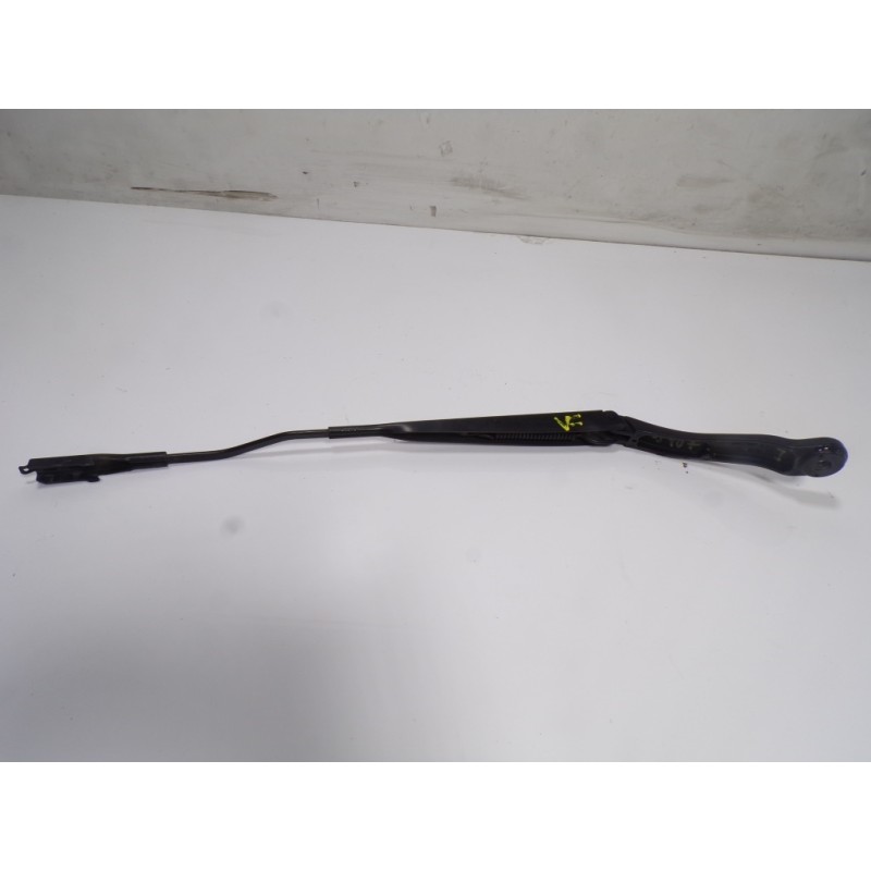 Recambio de brazo limpia delantero izquierdo para nissan qashqai (j10) tekna referencia OEM IAM 28881JD900  