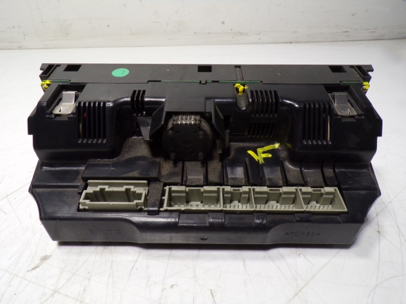 Recambio de mando climatizador para audi a6 berlina (4f2) 3.2 fsi quattro referencia OEM IAM 4F1820043AJ1HA 4F1820043J 