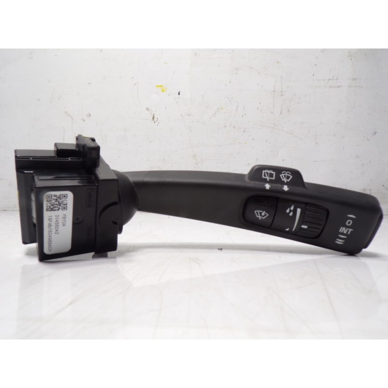 Recambio de mando limpia para volvo v40 cross country 2.0 diesel cat referencia OEM IAM 31456042 31456042 