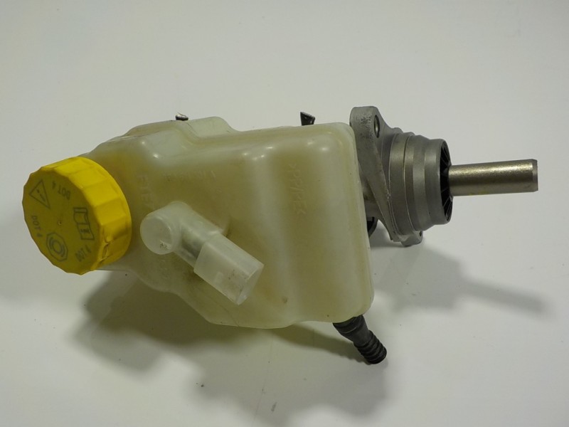 Recambio de bomba freno para skoda fabia combi 1.0 tsi referencia OEM IAM 6R1611019F 6R0611301A 