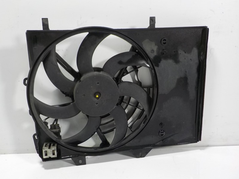 Recambio de electroventilador para peugeot 2008 (--.2013) 1.6 blue-hdi fap referencia OEM IAM  98372A01 