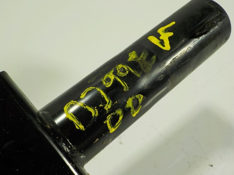 Recambio de amortiguador delantero derecho para seat ibiza (kj1) fr referencia OEM IAM 2Q0413031AJ 2Q0413031AJ 