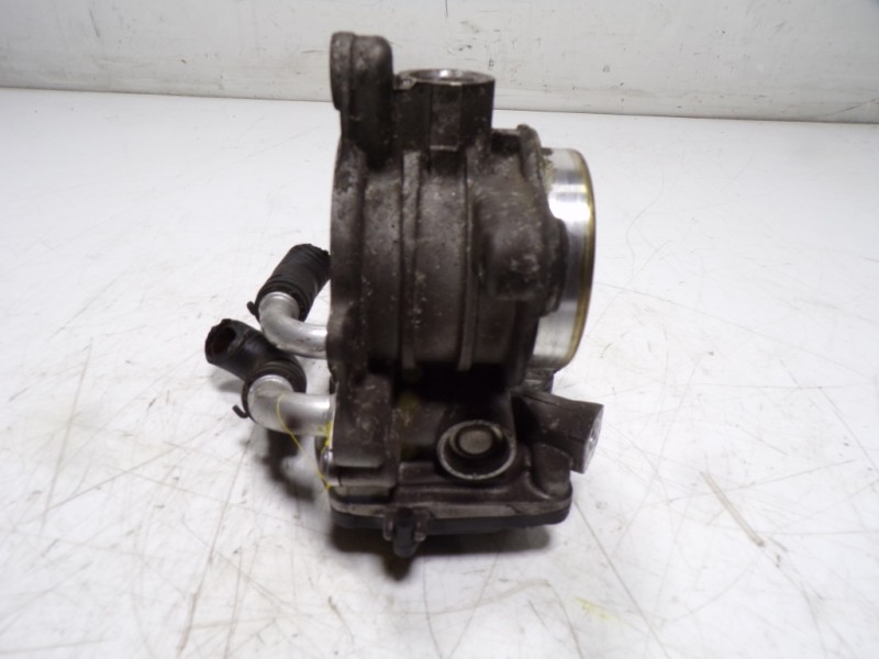 Recambio de caja mariposa para seat toledo (kg3) 1.6 tdi referencia OEM IAM 04L128063AA  