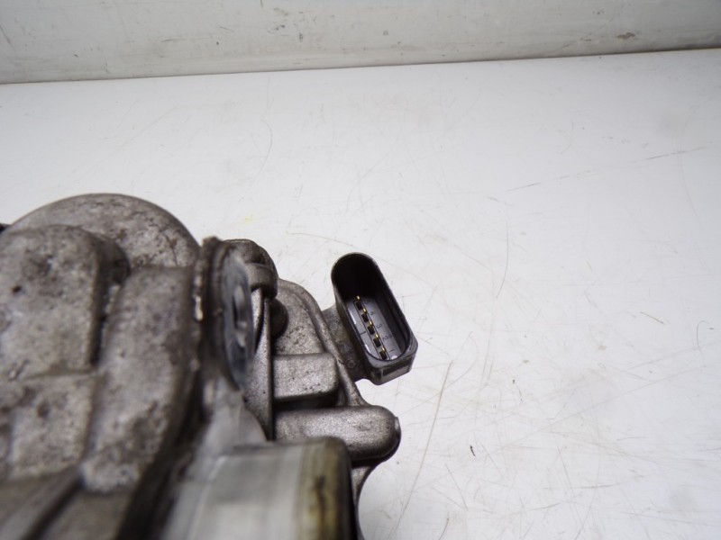 Recambio de caja mariposa para seat toledo (kg3) 1.6 tdi referencia OEM IAM 04L128063AA  