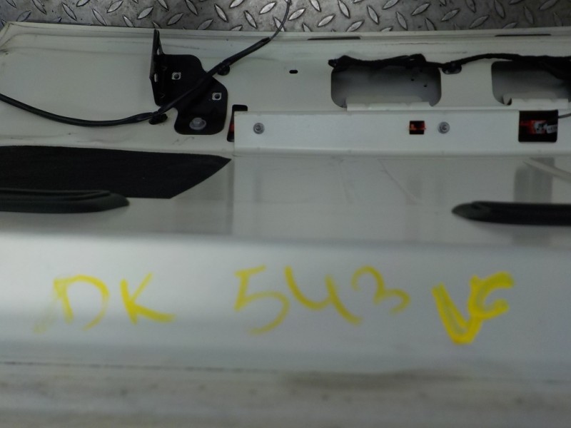 Recambio de capot trasero para peugeot 207 cc 1.6 16v referencia OEM IAM 860687  