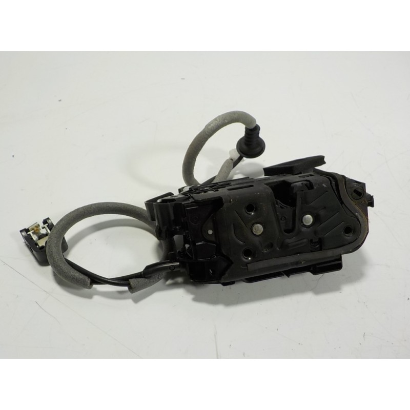 Recambio de cerradura puerta delantera derecha para skoda fabia combi 1.0 tsi referencia OEM IAM 5TB837016E B6C5TB837016C 