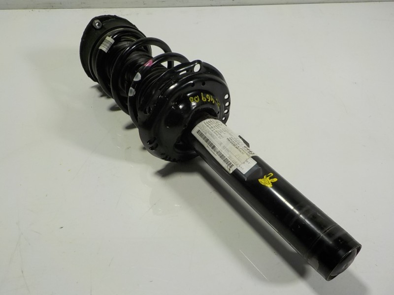 Recambio de amortiguador delantero derecho para seat leon sportstourer (kl8) 2.0 tdi referencia OEM IAM 5WA413031AB 5WA413031AB 