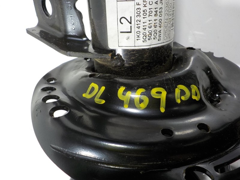 Recambio de amortiguador delantero derecho para seat leon sportstourer (kl8) 2.0 tdi referencia OEM IAM 5WA413031AB 5WA413031AB 