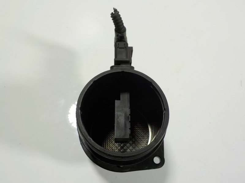 Recambio de caudalimetro para volkswagen passat variant (3c5) 2.0 tdi referencia OEM IAM 03G906461C 03G906461C 0281002735