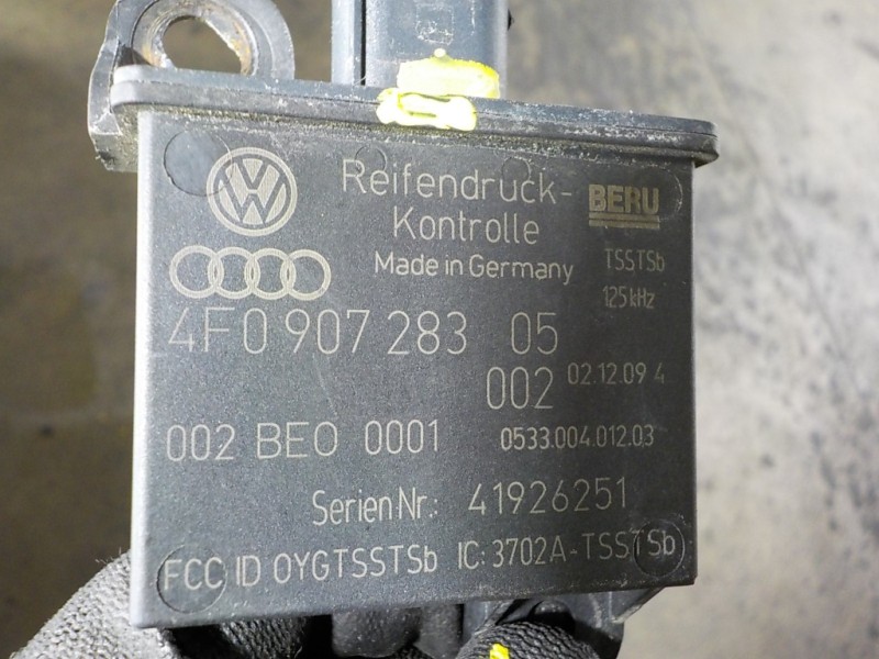 Recambio de modulo electronico para bentley continental gt supersports referencia OEM IAM 4F090728305 4F090728305 