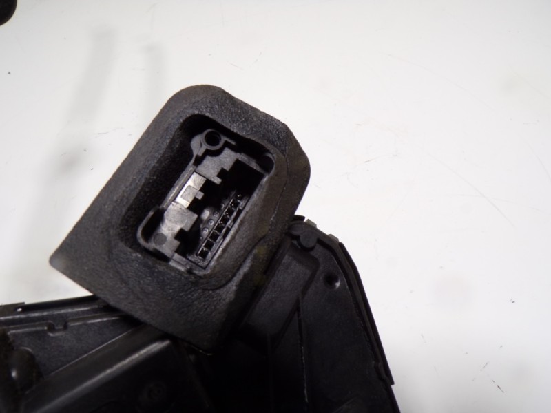 Recambio de cerradura puerta delantera derecha para seat toledo (kg3) 1.6 tdi referencia OEM IAM 5TB837016A 5TB837016A 