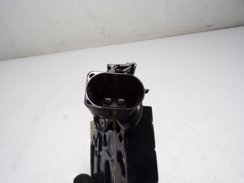 Recambio de cerradura capot para seat leon sportstourer (kl8) fr referencia OEM IAM 4K0823509A 4K082350904S 