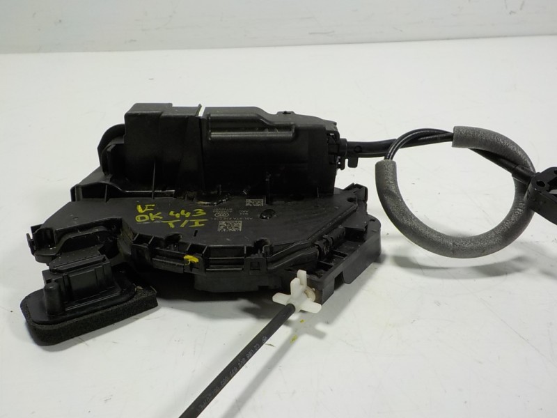 Recambio de cerradura puerta trasera izquierda para skoda fabia combi 1.0 tsi referencia OEM IAM 5G4839015D A5L5TA839015L 