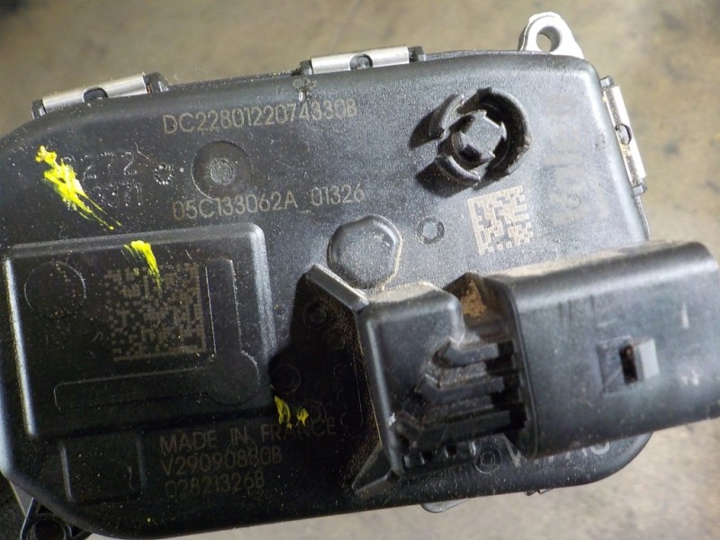 Recambio de caja mariposa para seat ibiza (kj1) fr referencia OEM IAM 05C133062 05C133062A 02821326B