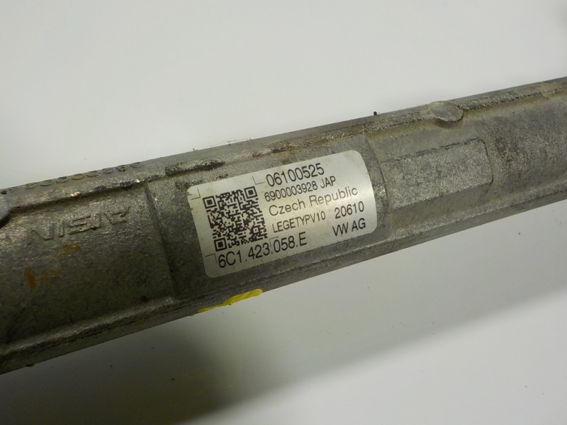 Recambio de cremallera direccion para skoda fabia combi 1.0 tsi referencia OEM IAM 6C1423058E 6C1423058E 