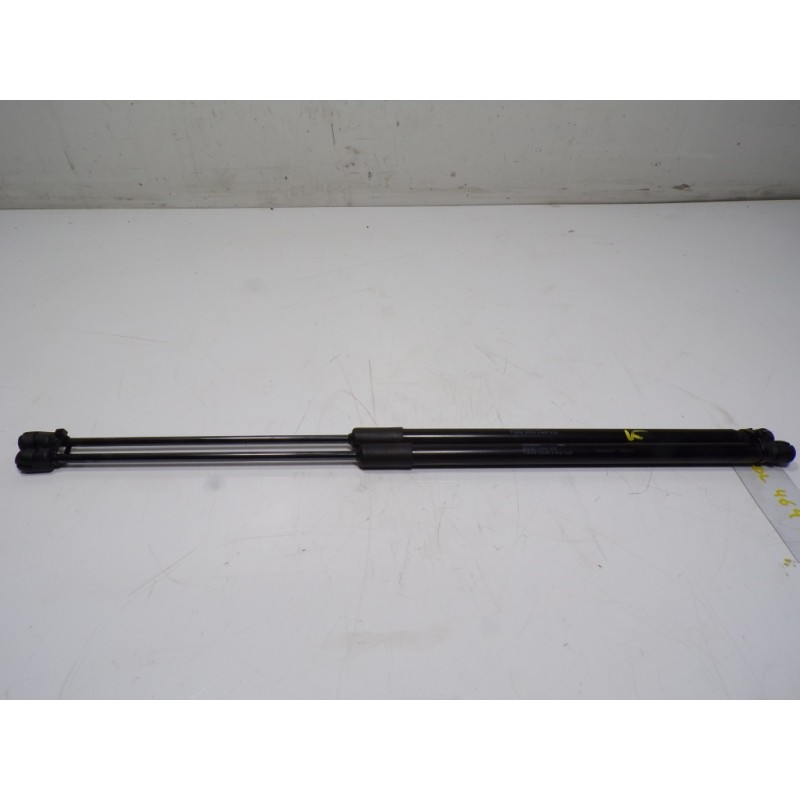 Recambio de amortiguadores maletero / porton para seat leon sportstourer (kl8) 2.0 tdi referencia OEM IAM 5FE827550A 5FE827550A 