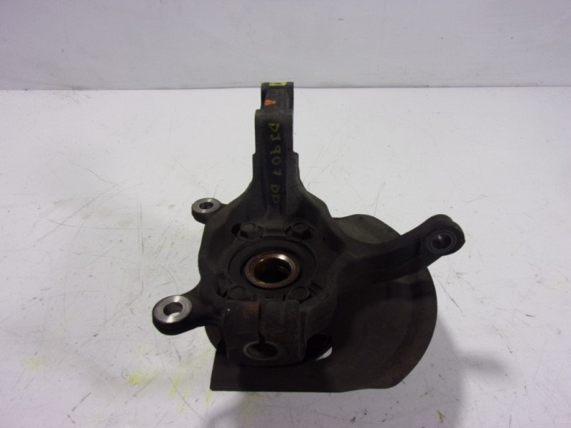 Recambio de mangueta delantera derecha para nissan qashqai (j10) tekna referencia OEM IAM 40014JD000  