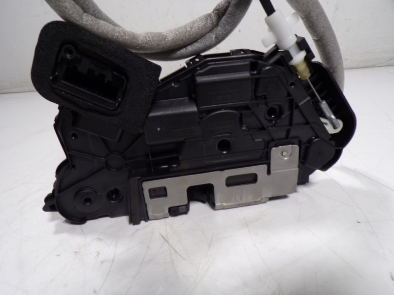 Recambio de cerradura puerta delantera izquierda para seat leon sportstourer (kl8) fr referencia OEM IAM 5TB837015E 5TB837015E 